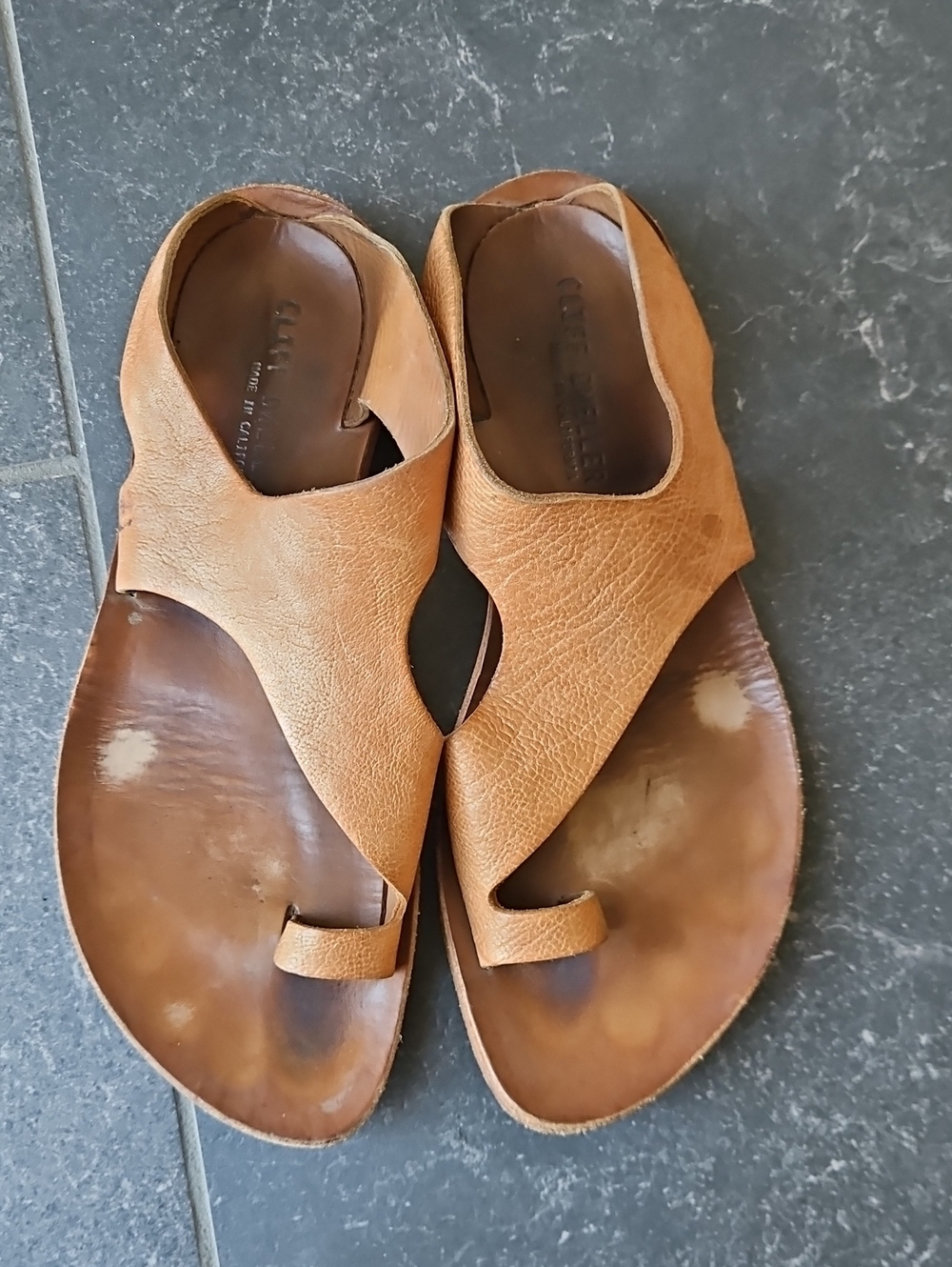 CYDWOQ Conquer Sandals